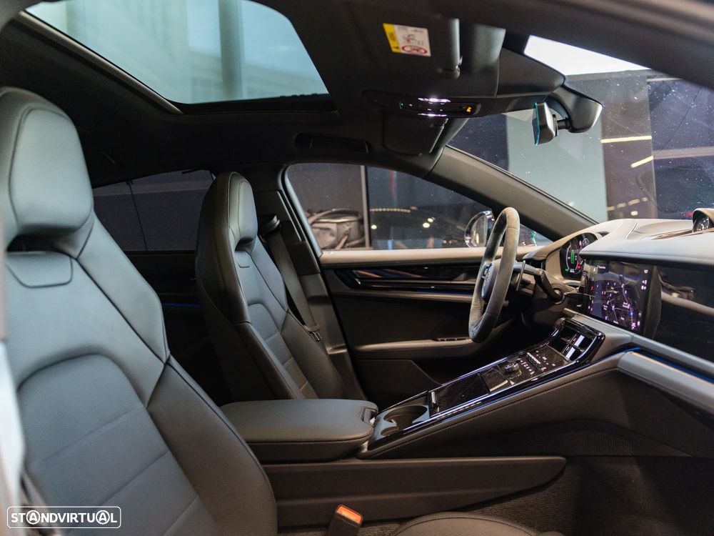 Porsche Panamera 4S E-Hybrid - 29