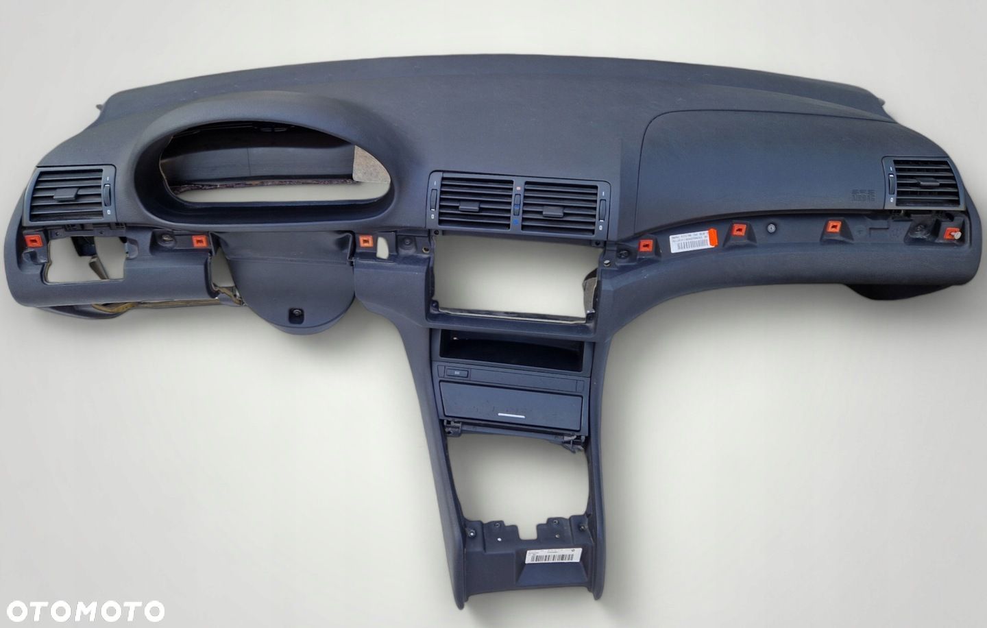 BMW E46 SEDAN COUPE KOMBI COMPACT KOKPIT DESKA ROZDZIELCZA KONSOLA CZĘŚCI - 1