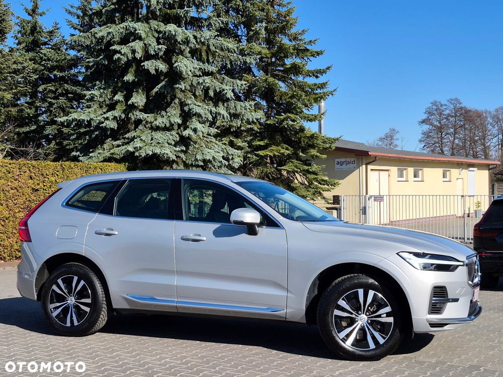Volvo XC 60 T6 AWD Plug-In Hybrid Inscription - 3