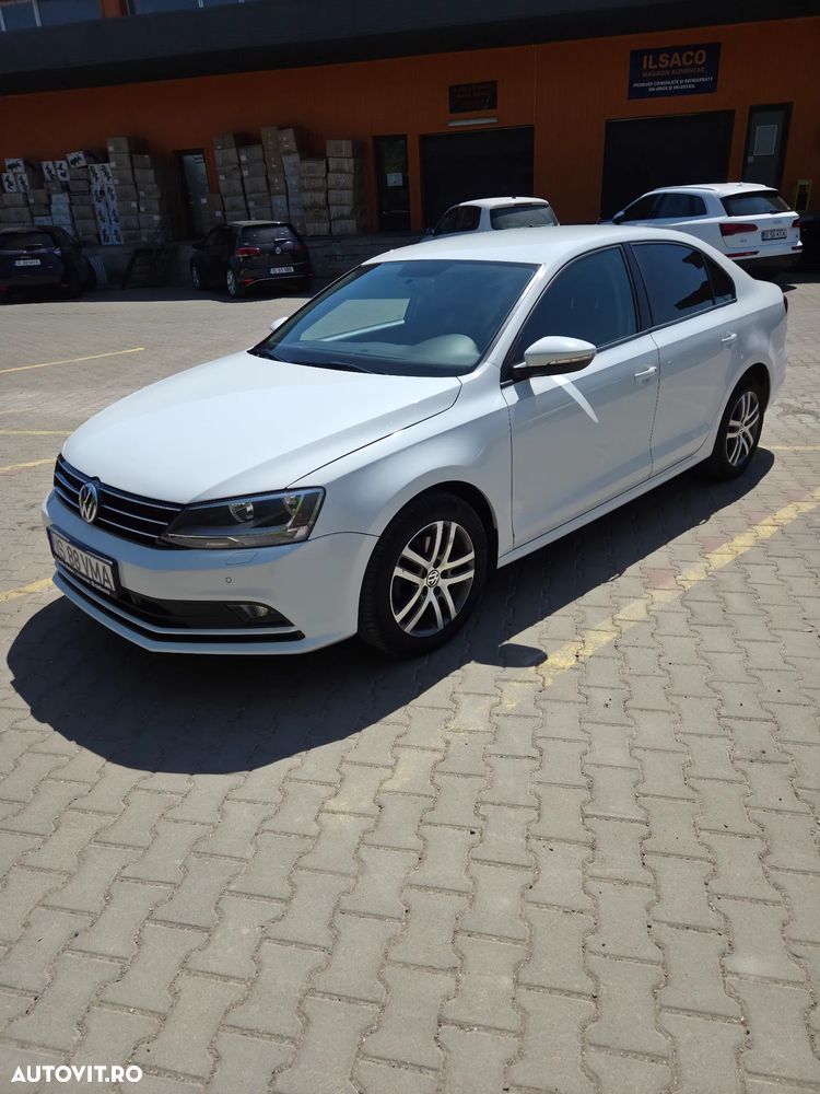 Volkswagen Jetta 2.0 TDI Comfortline - 1