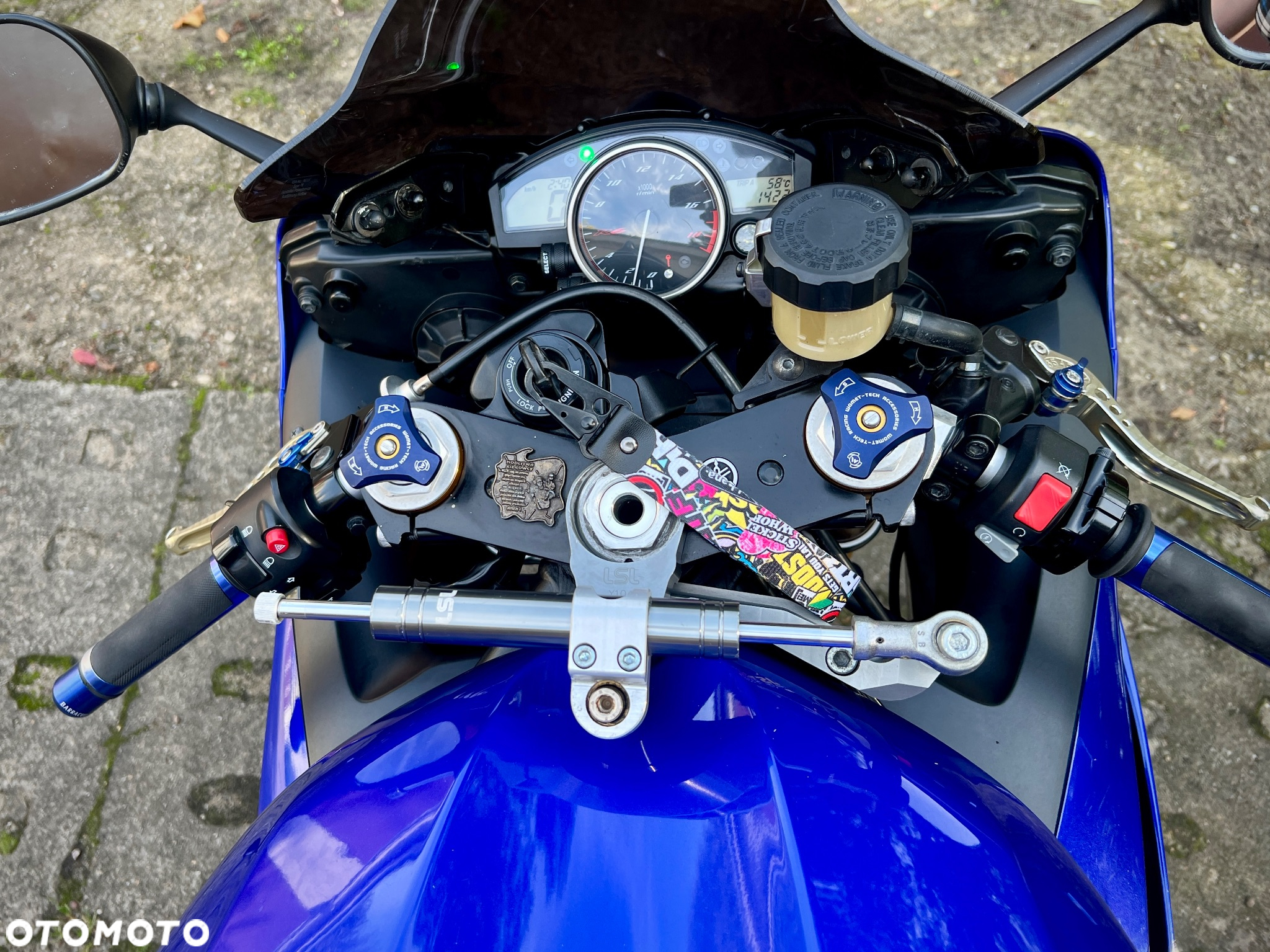 Yamaha R6 - 12