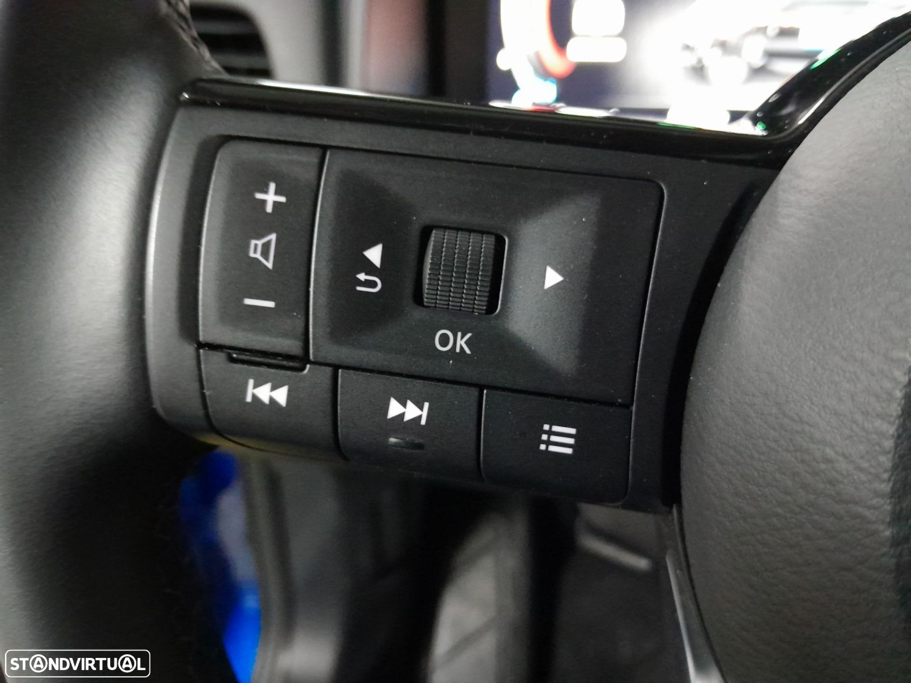 Nissan Qashqai 1.3 DIG-T N-Connecta LED+TT - 9