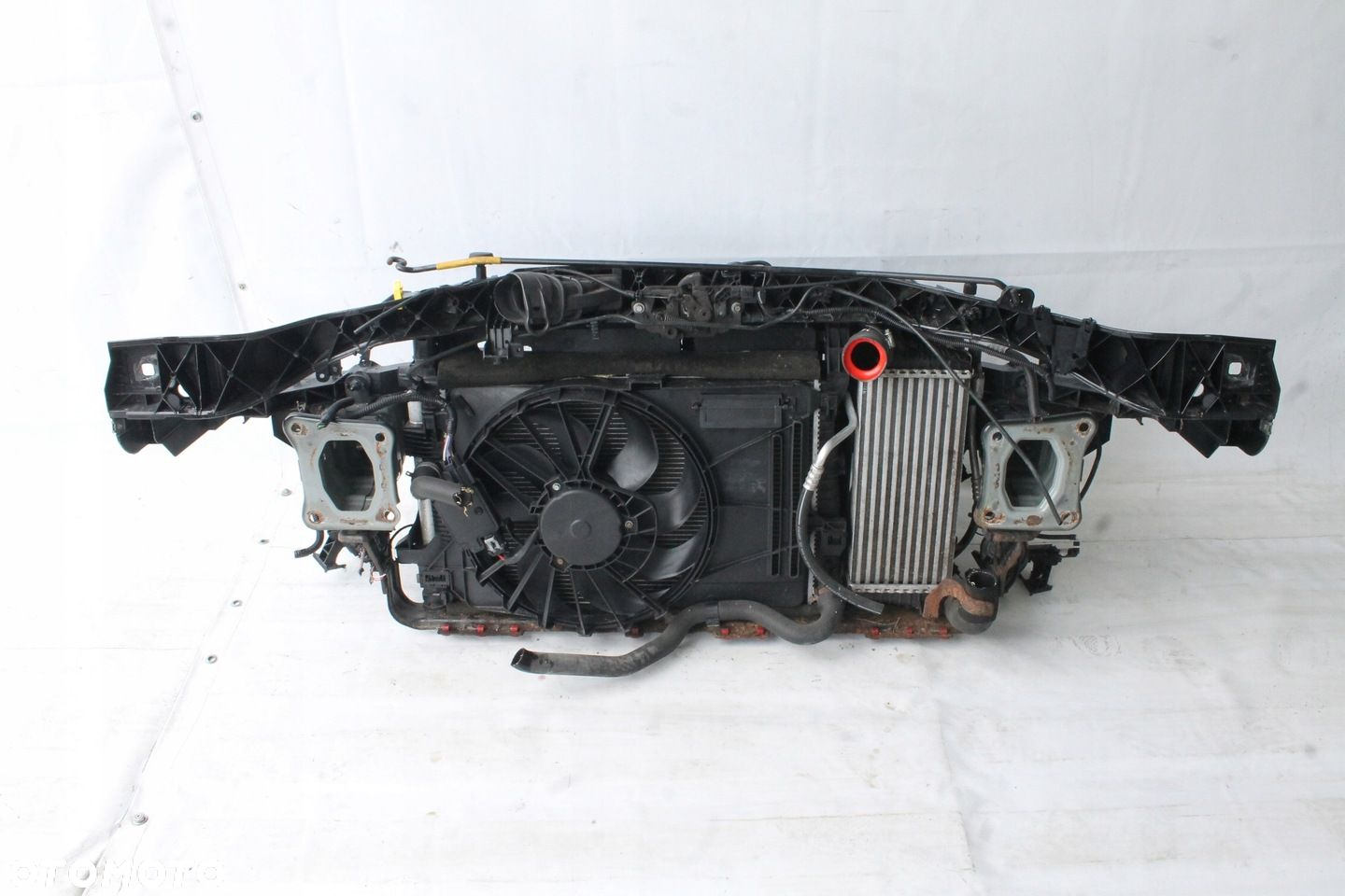 PAS PRZEDNI WZMOCNIENIE CHŁODNICE BELKA FORD FOCUS MK3 2010R- 1.6 TDCI - 9