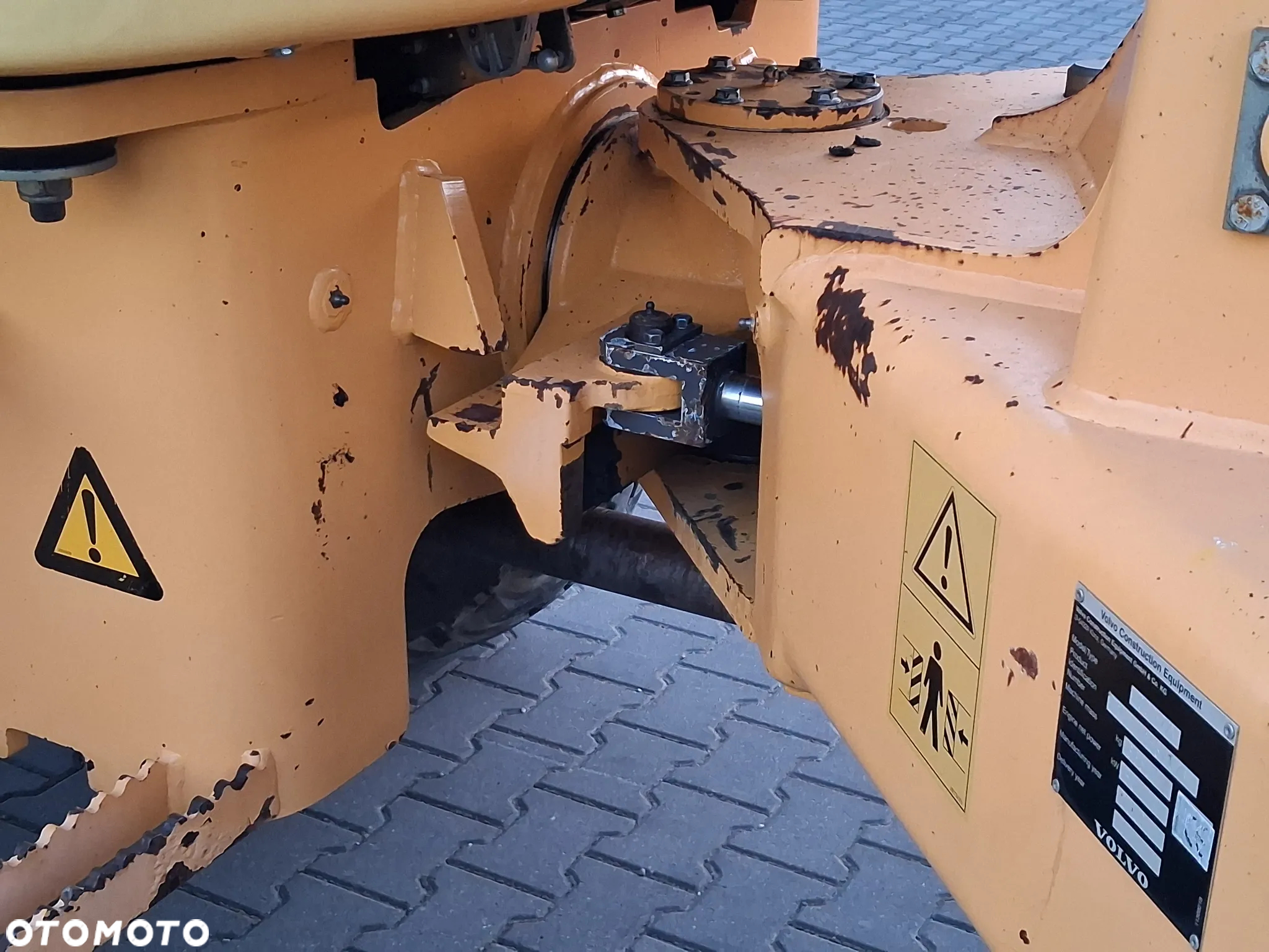 Volvo L30B  Maszyna sprowadzona  5200Mth - 11