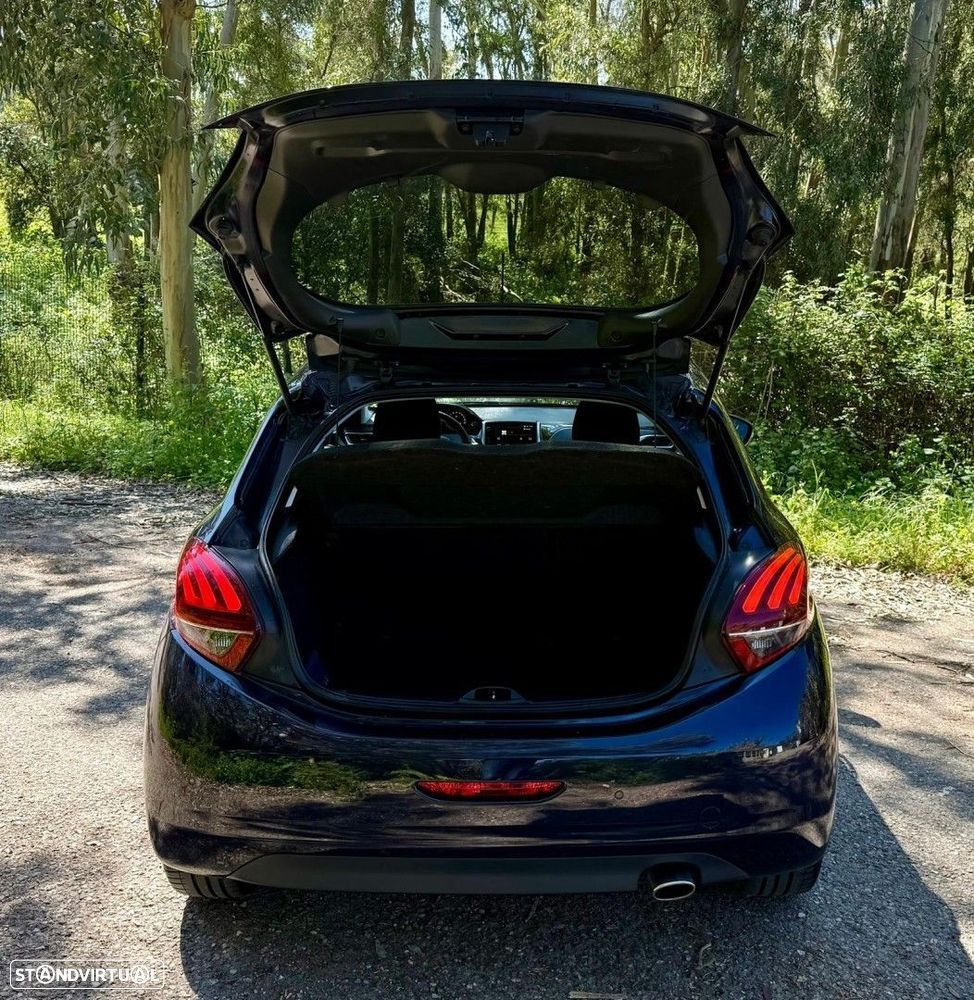 Peugeot 208 1.2 PureTech GT Line - 13