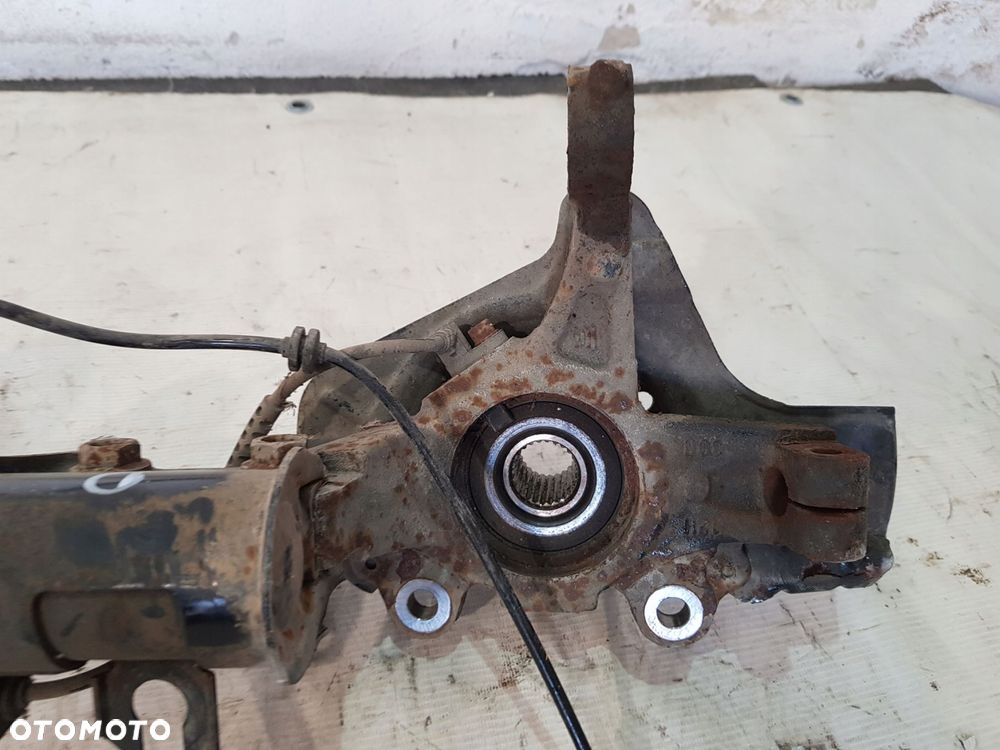 zwrotnica mcperson prawy 51936078 fiat 500l 1.3d - 8