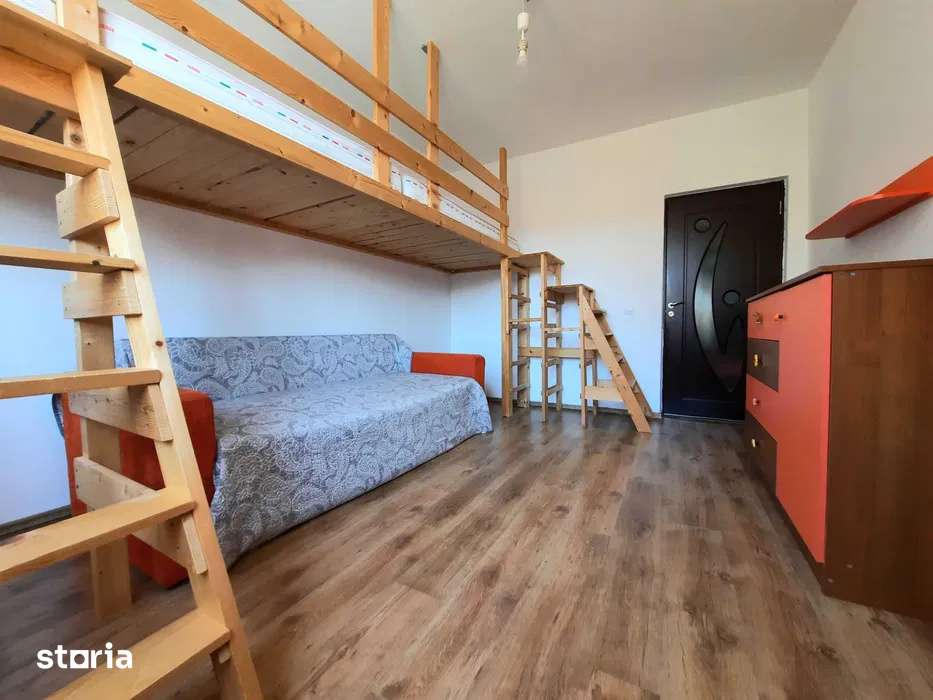 Apartament cu 3 camere, etaj intermediar, balcon, zona Eroilor — fotografia 3