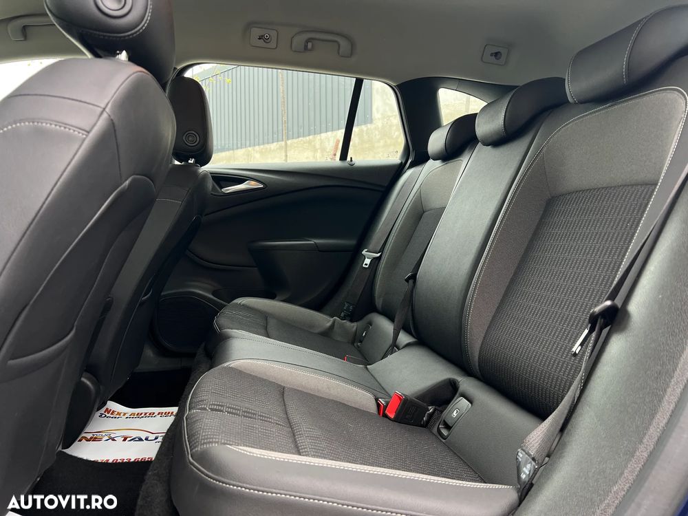 Opel Astra 1.5 D Start/Stop Sports Tourer Automatik Elegance - 6