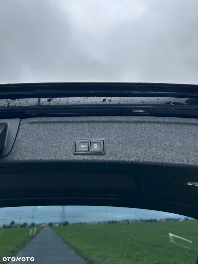 Audi A4 Avant 2.0 TDI Sport S tronic - 10