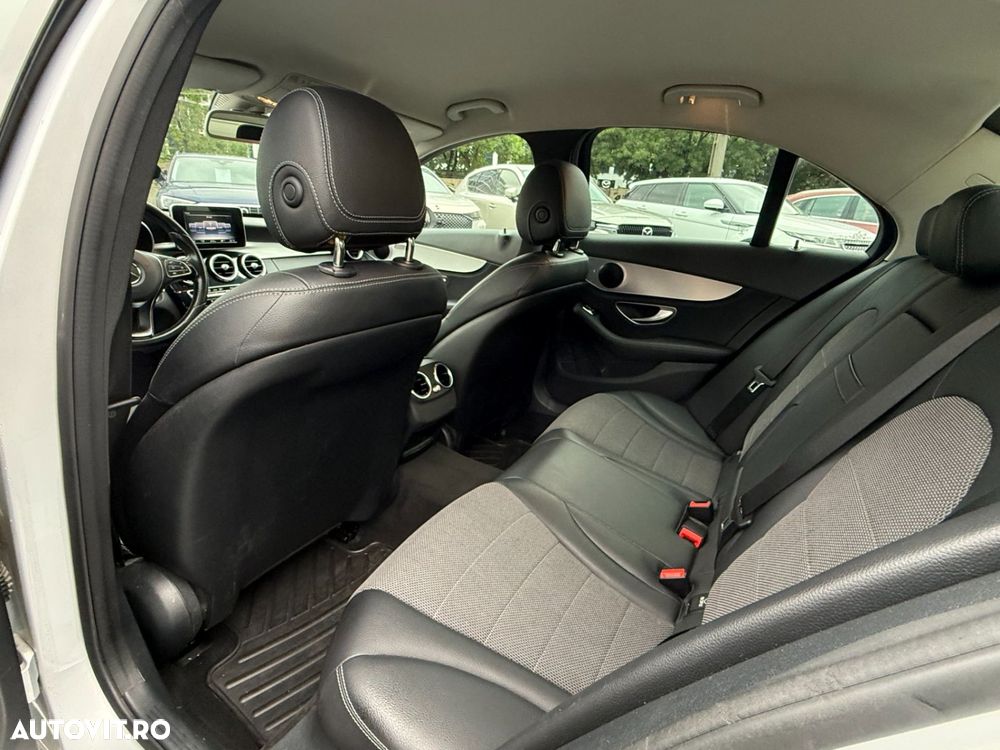 Mercedes-Benz C 200 BlueTec - 10