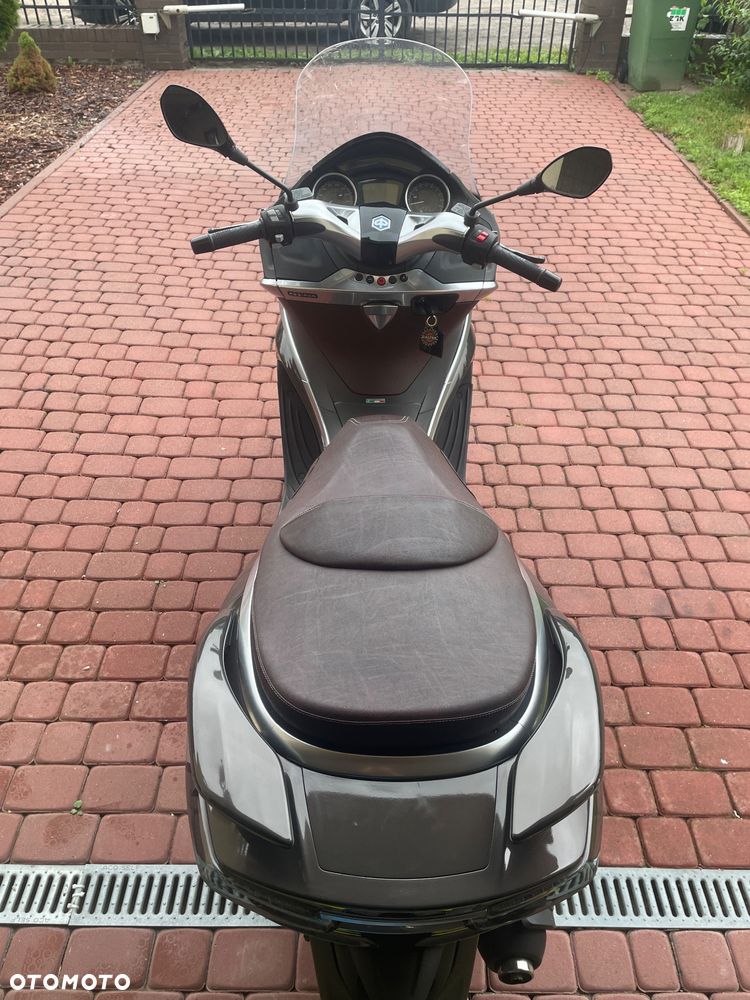 Piaggio X10 - 2