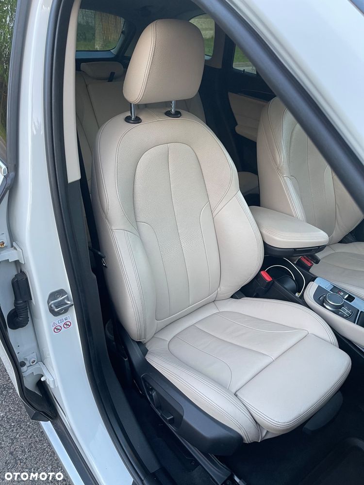 BMW X1 xDrive20d - 17