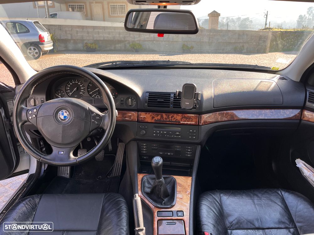 BMW 520 - 5