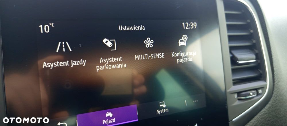 Renault Megane Grandtour TCe 140 GPF BUSINESS EDITION - 30