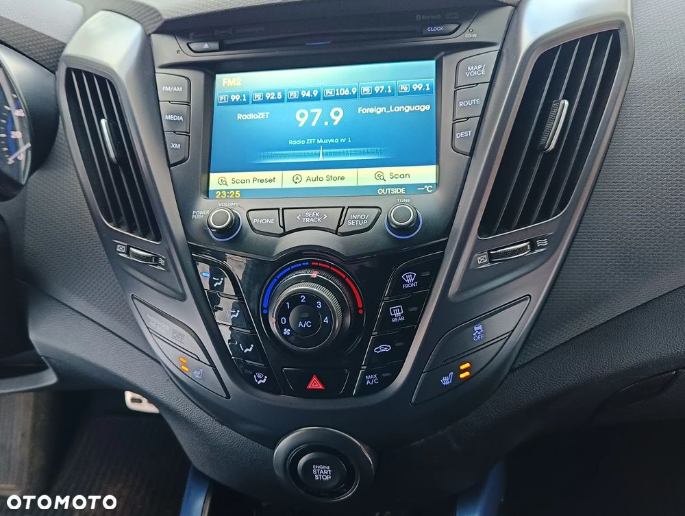 Hyundai Veloster 1.6 Turbo Automatik Style - 29