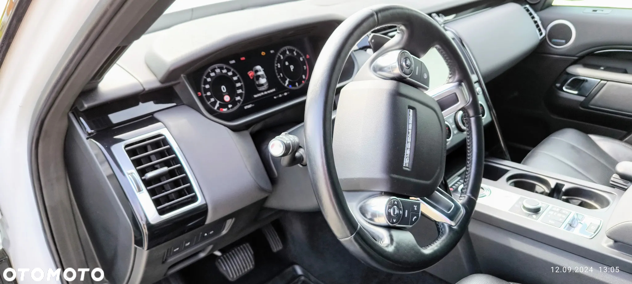 Land Rover Discovery V 3.0 Si6 SE - 21