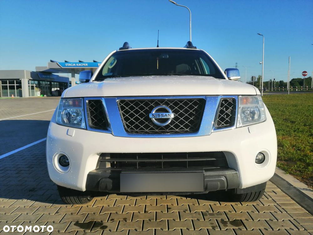 Nissan Navara 2.5 D LE - 4