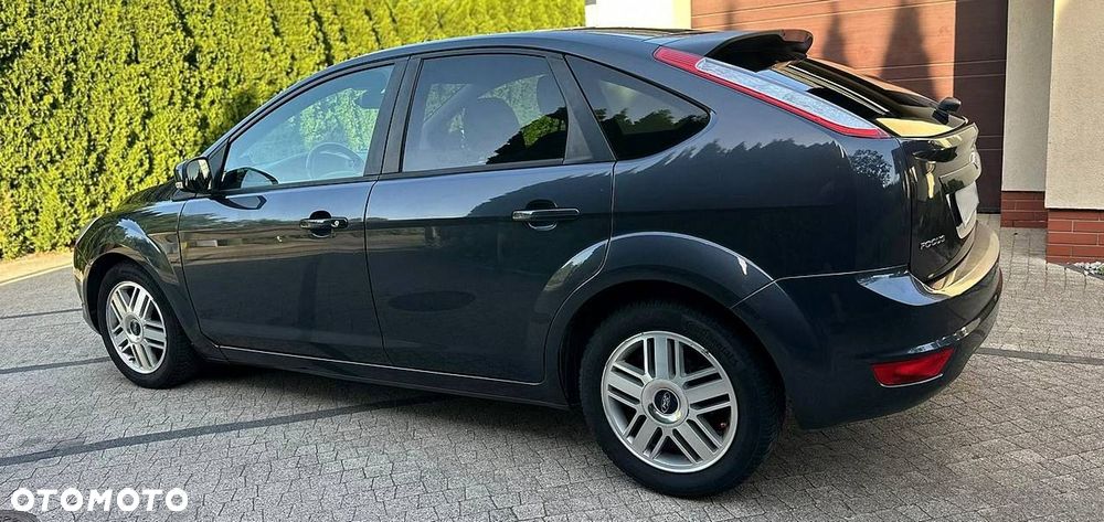 Ford Focus - 13