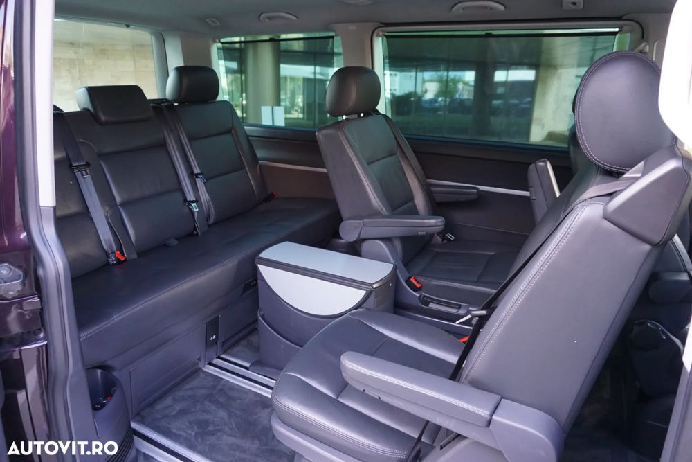 Volkswagen Multivan - 16