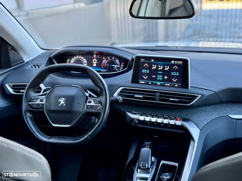 Peugeot 3008 1.6 BlueHDi Allure EAT6 J18 - 20