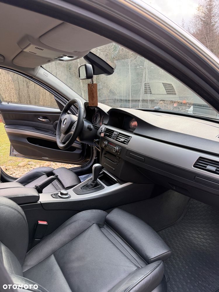 BMW Seria 3 330d DPF - 13