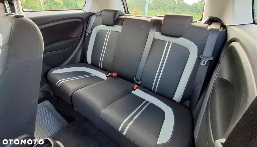 Fiat Grande Punto 1.4 8V Energy - 12