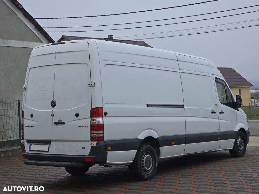 Mercedes-Benz Sprinter - 3