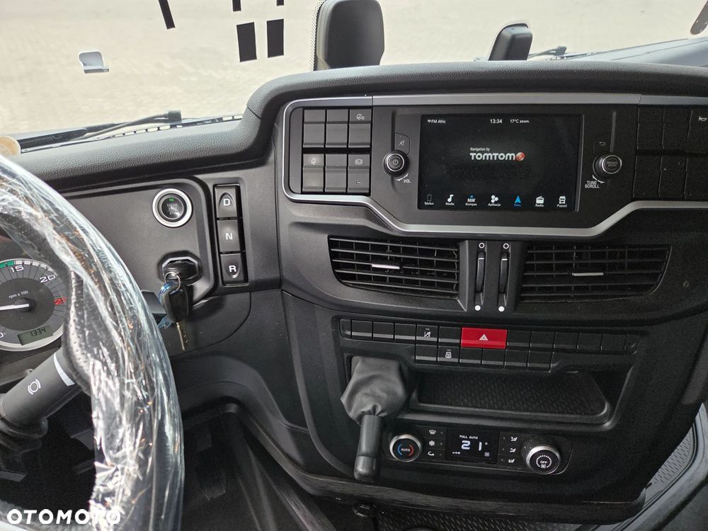 Iveco S-Way AS440S49T/P - 11