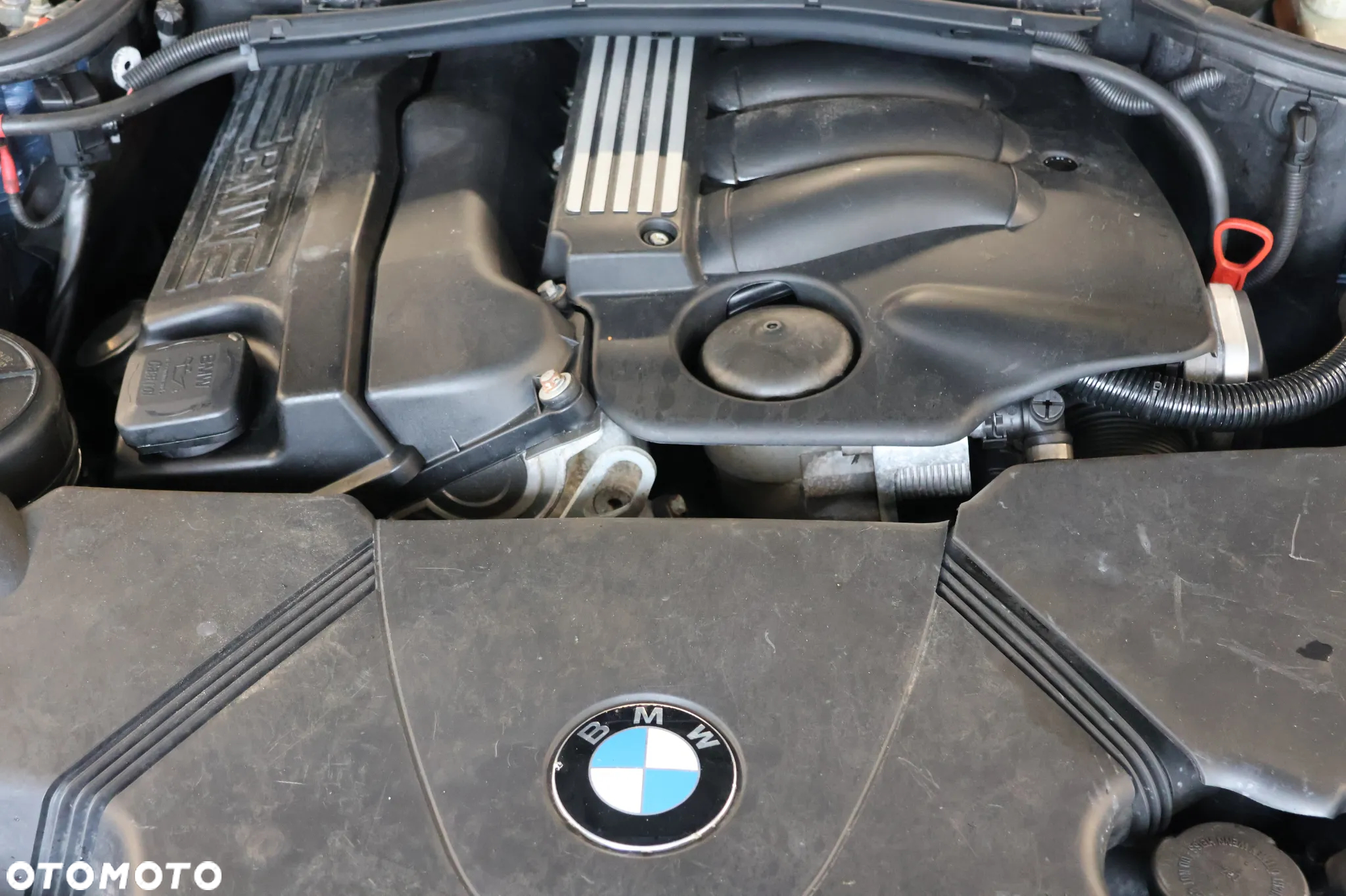 BMW Seria 3 318i - 12