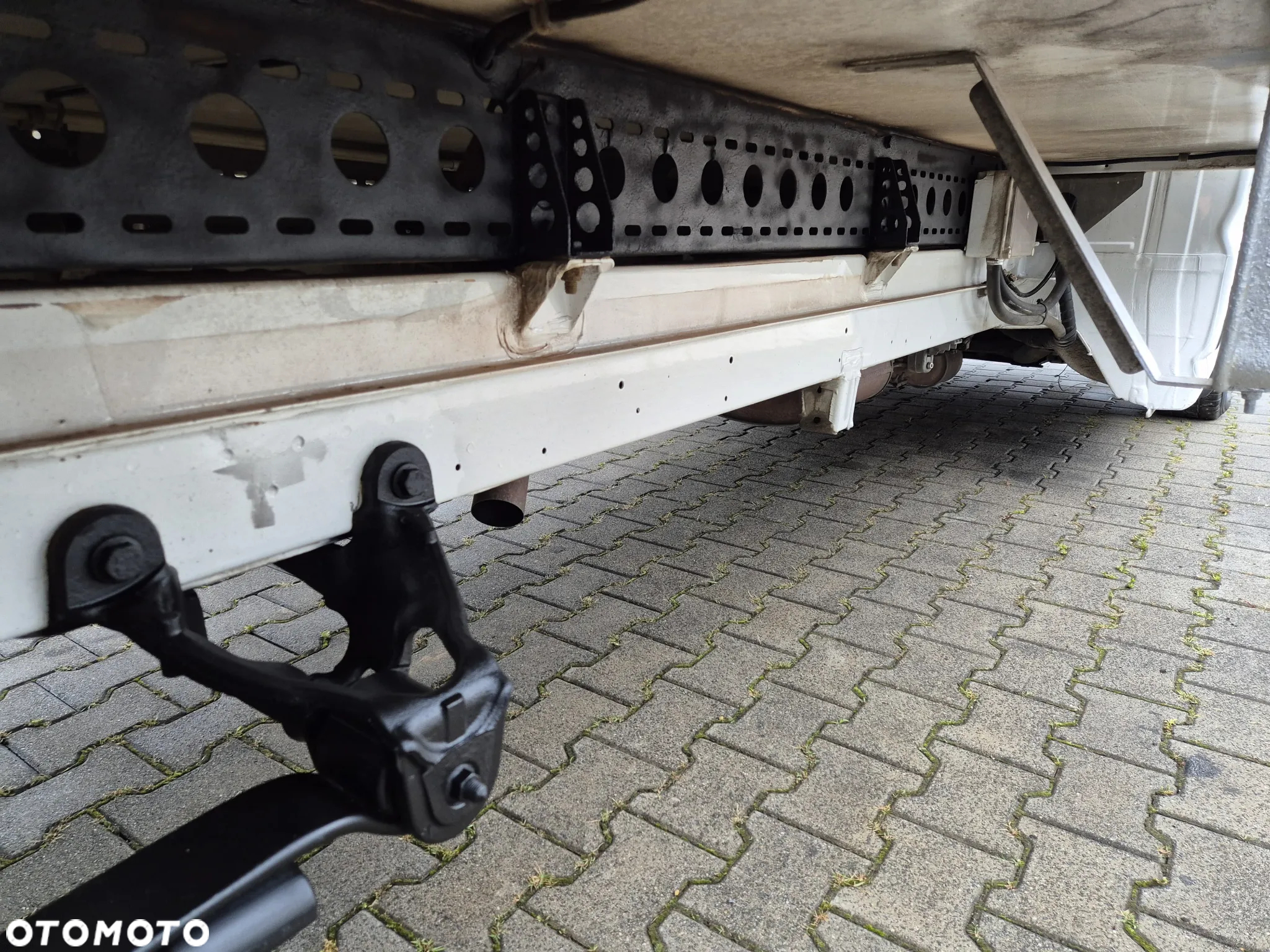 MAN TGE 3.180 DSG 4Motion / 4X4 / CHŁODNIA MITSUBISHI / WINDA ZEPRO 750KG / WEBASTO / BEZWYPADKOWY / 8 EUROPALET / STAN IDEALNY / RZADKOŚĆ NA RYNKU! - 21