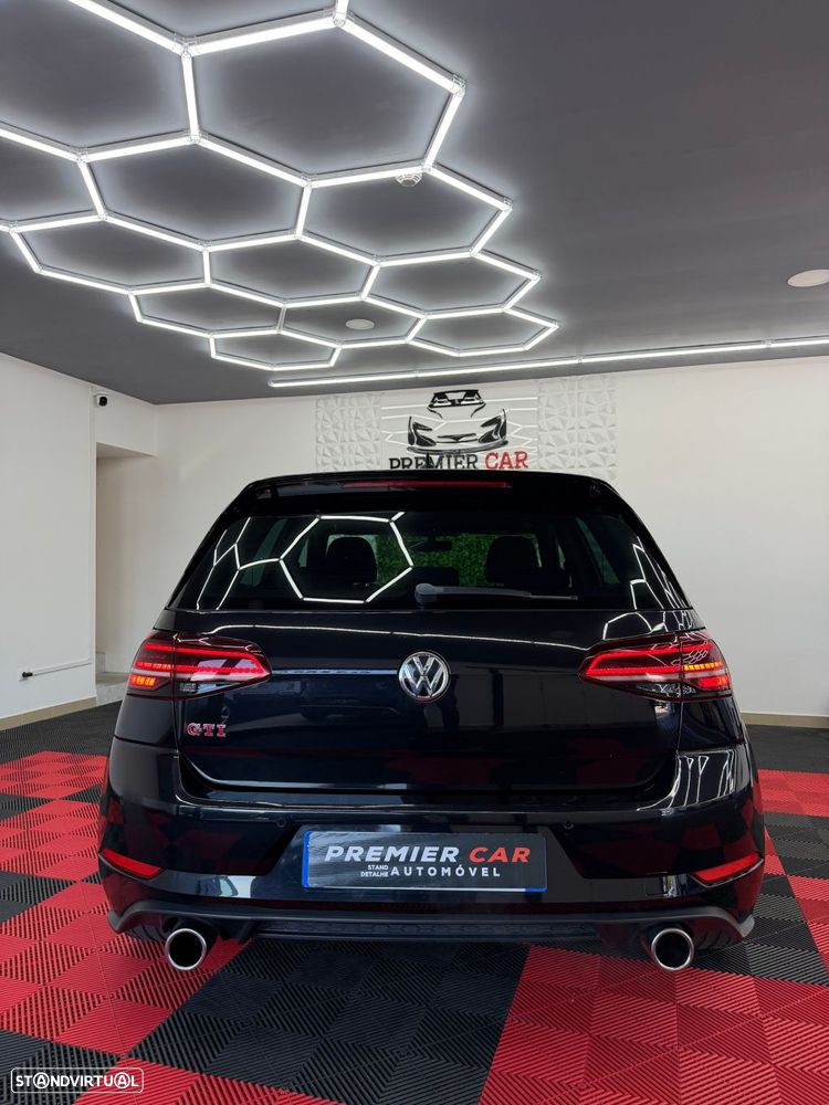 VW Golf 2.0 TSI GTI DSG Performance - 24