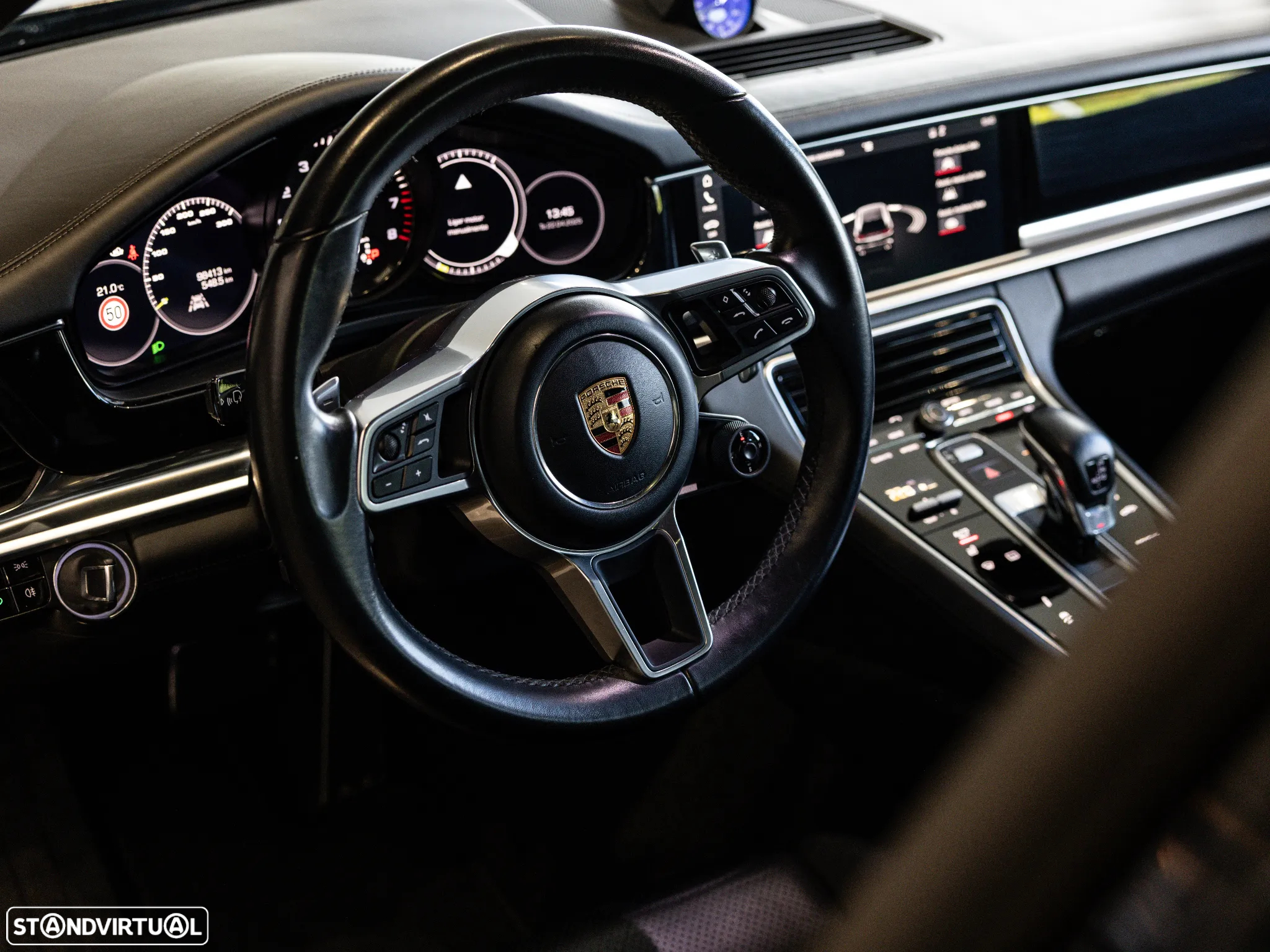 Porsche Panamera Sport Turismo 4 E-Hybrid - 24