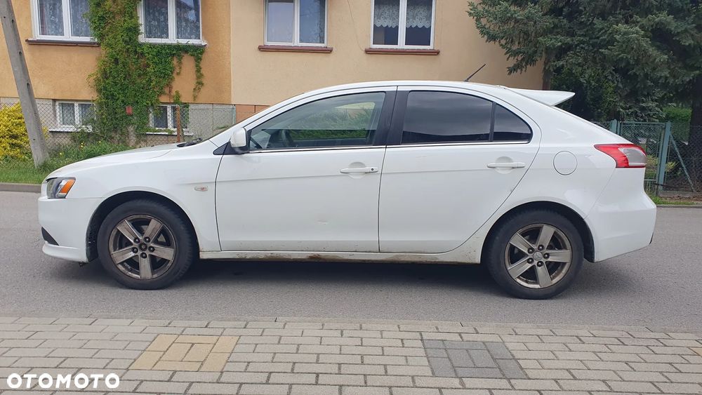 Mitsubishi Lancer 1.5 - 4
