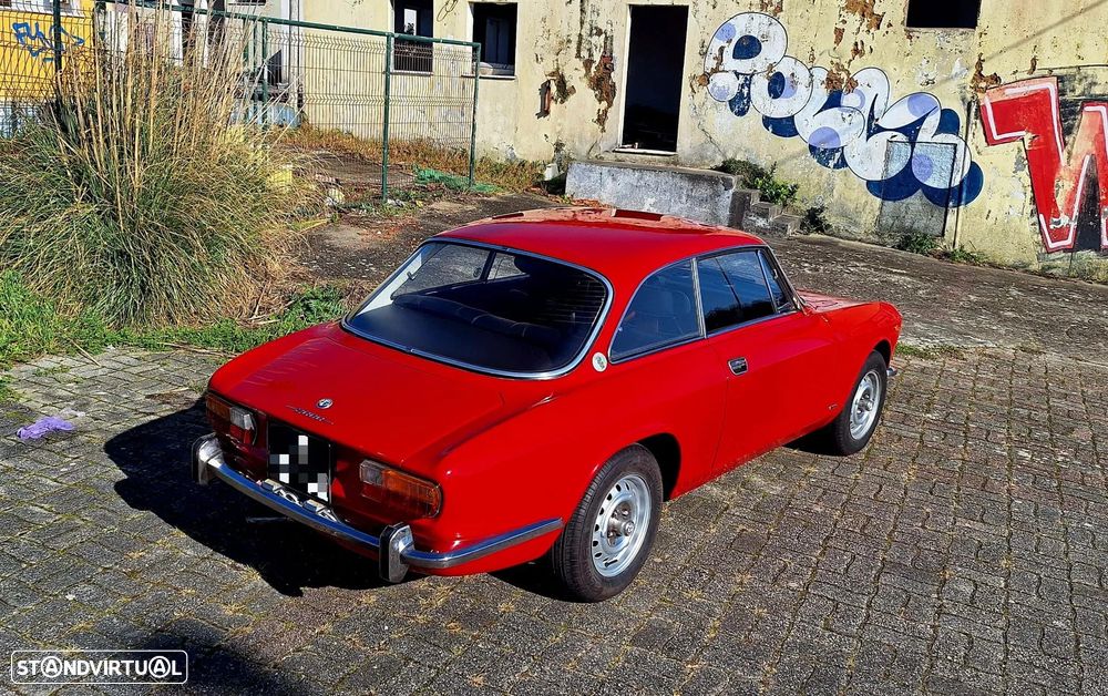 Alfa Romeo 2000 GTV - 2