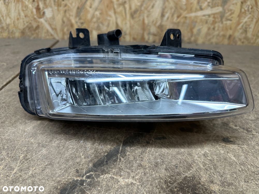 LAND ROVER DISCOVERY SPORT HALOGEN PRAWY FJ32-15200-AC - 2