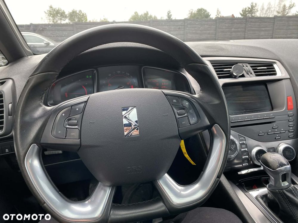 Citroën DS5 HDi 165 SportChic - 15