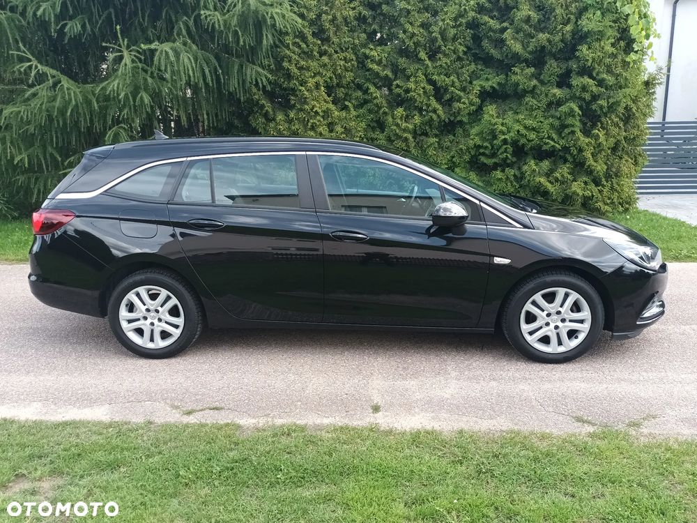 Opel Astra 1.4 T Elite - 9