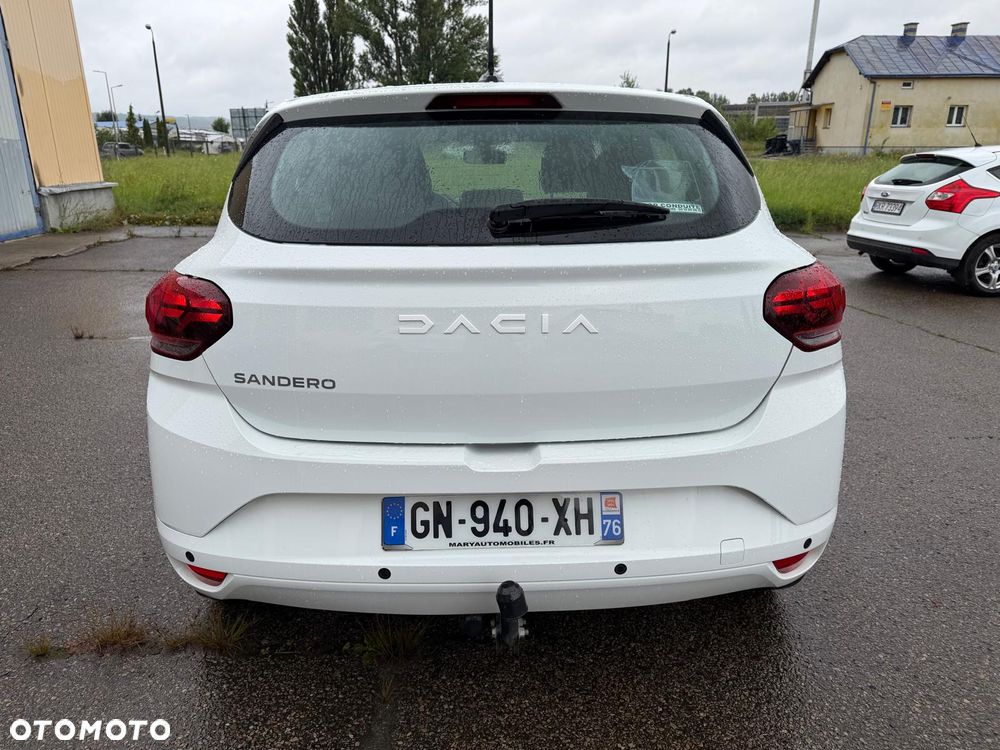Dacia Sandero - 4