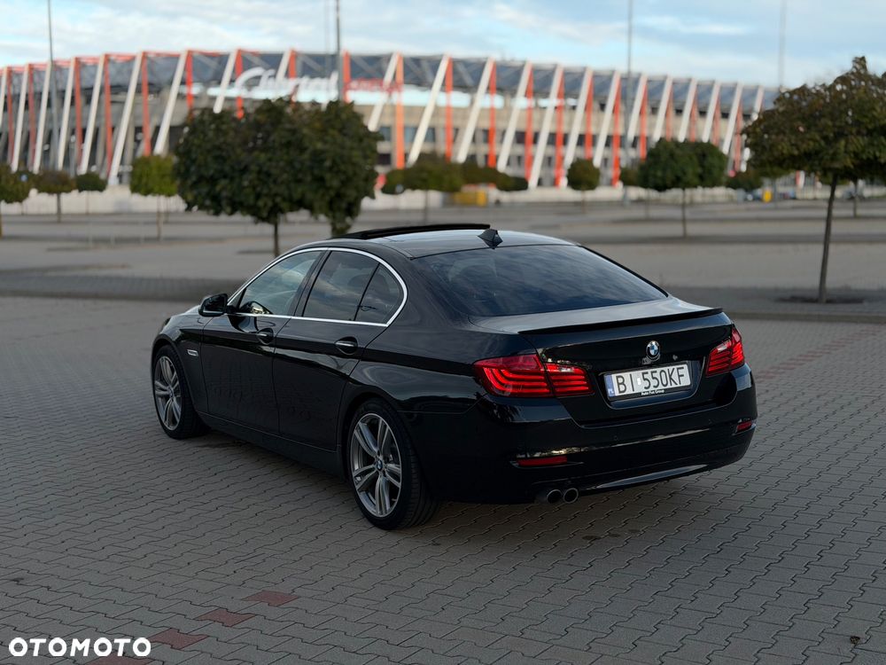 BMW Seria 5 528i xDrive - 5