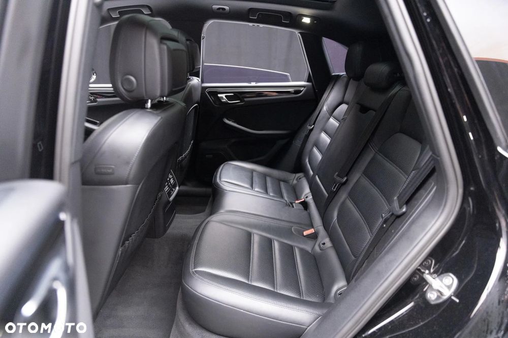 Porsche Macan S - 19