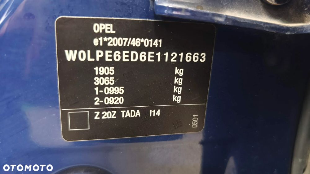 Opel Astra 1.6 Design Edition - 27