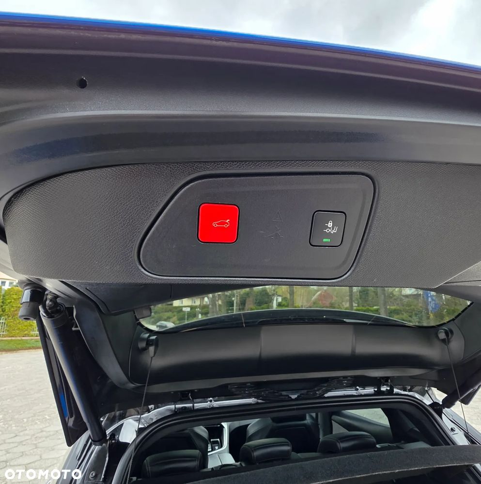 Peugeot 3008 1.6 PureTech GT S&S EAT8 - 36