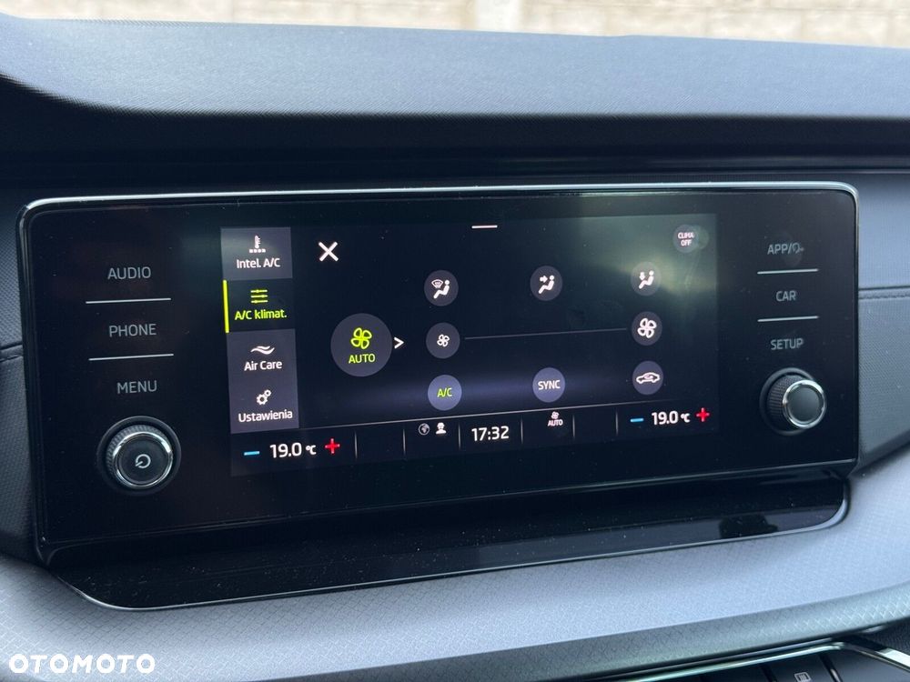 Skoda Octavia 1.5 TSI ACT Ambition - 32