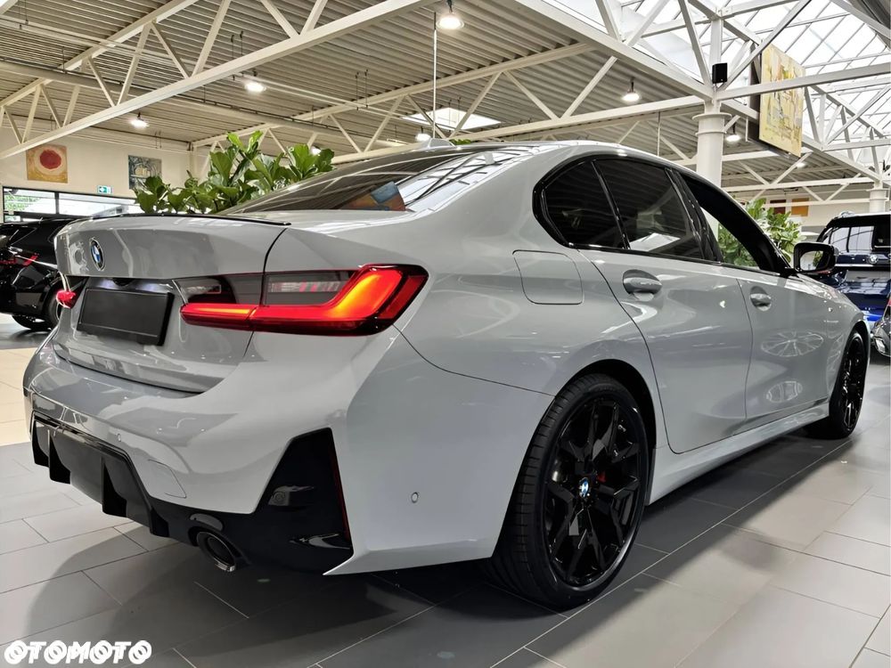 BMW Seria 3 320i xDrive M Sport - 2