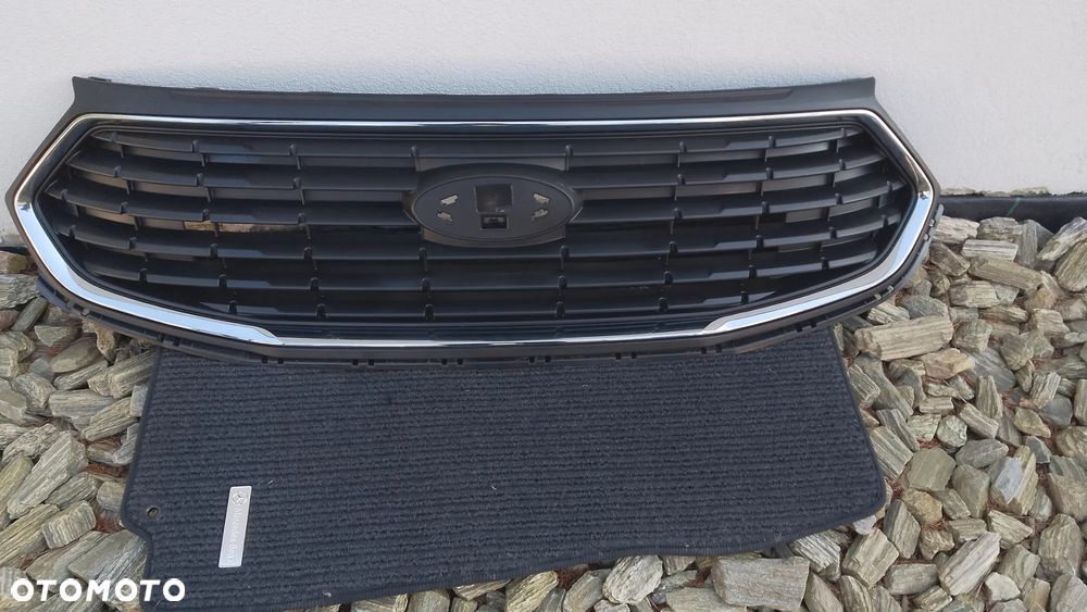 Grill Atrapa Zderzaka Ford Connect 2KF853651 - 2