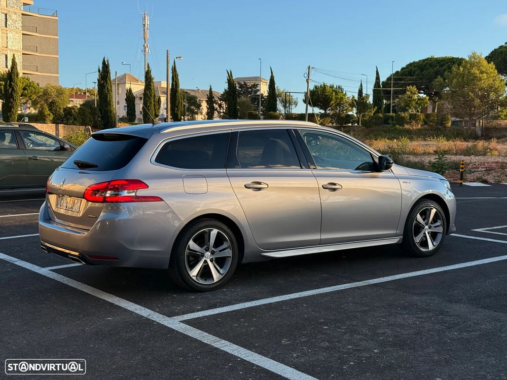 Peugeot 308 1.2 PureTech GT Line EAT8 - 8