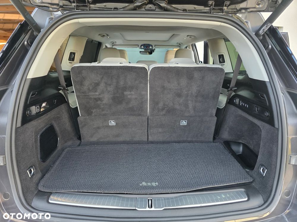 Jeep Grand Cherokee 5.7 V8 HEMI 4WD Automatik Summit - 31