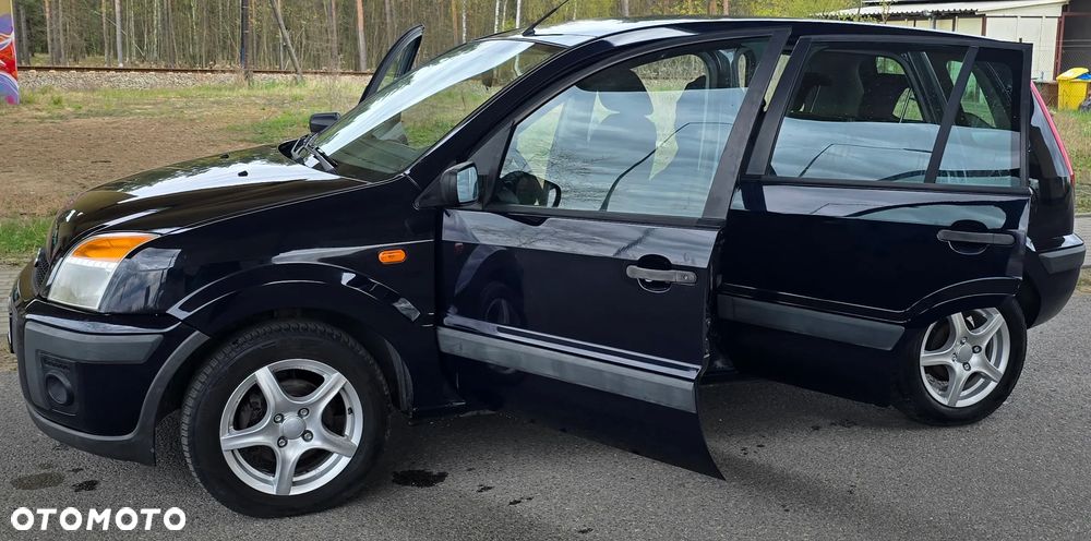 Ford Fusion 1.25 Black Magic - 14