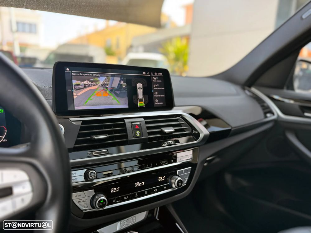 BMW iX3 Inspiring - 9