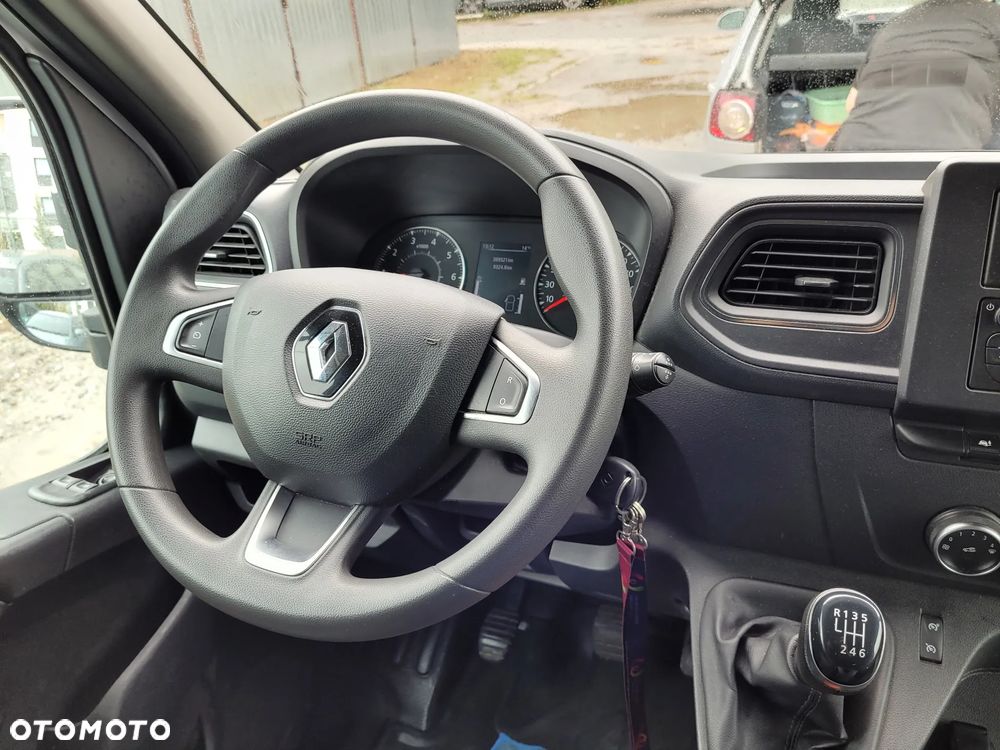 Renault Master - 10
